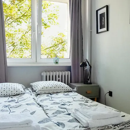 Sopot, 2 Bedrooms, 15 Min To The *