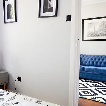 Sopot, 2 Bedrooms, 15 Min To The *